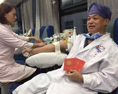 试管移植十一天腹胀的厉害能洗澡吗怎么办