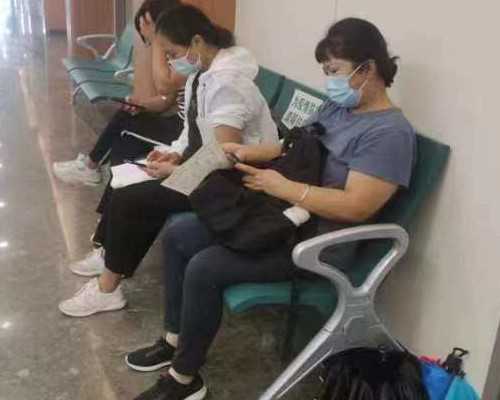 供卵试管助孕-为什么孕早期孕酮会一直降低?是心情紧张导致吗?